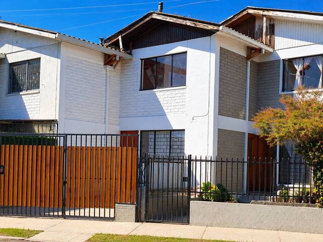 #26-100 - Casa para Arriendo en Villa Alemana - V - 2